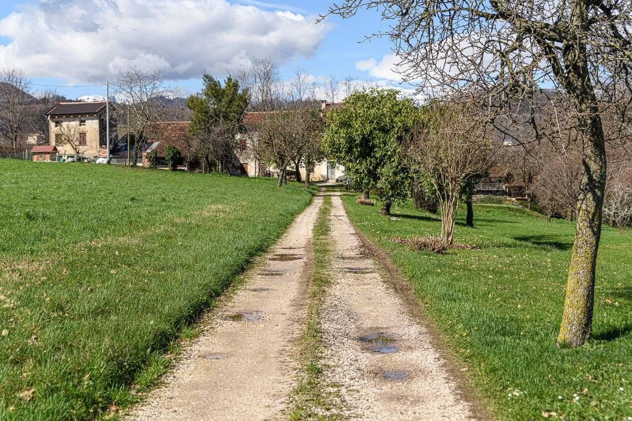 2 rooms House in San Vito di Leguzzano, Italy No. 35613