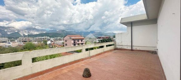 Пентхаус с 2 спальнями в Каррара, Италия № 154720 7