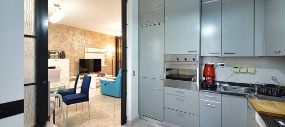 2 Schlafzimmer Wohnung in Milan, Italy, Nr. 335236 10