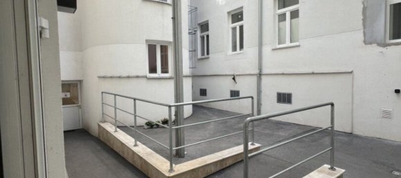 109m² Commercial property in Vienna, Austria No. 131087 2