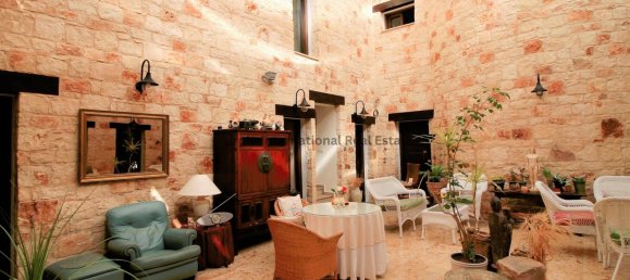 7 غرف نوم فيلا في Kouklia, Cyprus رقم 994 25