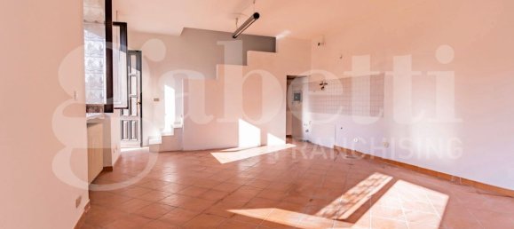 10-Zimmer Haus in Pinerolo, Italy, Nr. 221785 26