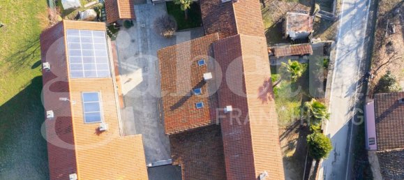 10-Zimmer Haus in Pinerolo, Italy, Nr. 221785 3