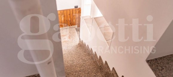 10-Zimmer Haus in Pinerolo, Italy, Nr. 221785 16