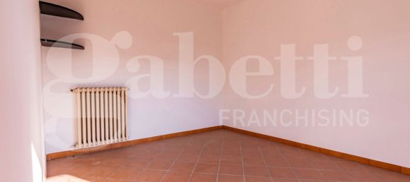 10-Zimmer Haus in Pinerolo, Italy, Nr. 221785 28