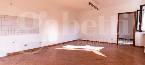 10-Zimmer Haus in Pinerolo, Italy, Nr. 221785 31