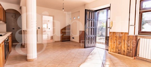 10-Zimmer Haus in Pinerolo, Italy, Nr. 221785 13