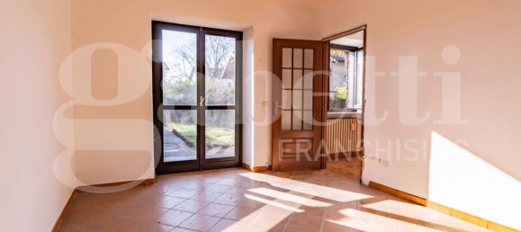 10-Zimmer Haus in Pinerolo, Italy, Nr. 221785 30
