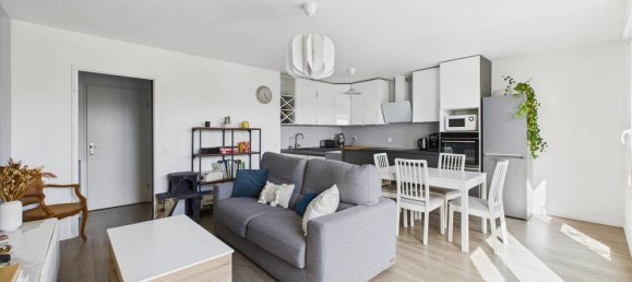 2 Schlafzimmer Wohnung in Livry-Gargan, France, Nr. 327034 4