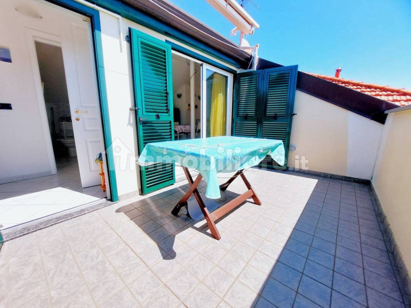 2 bedrooms Apartment in Diano Marina, Italy No. 374417