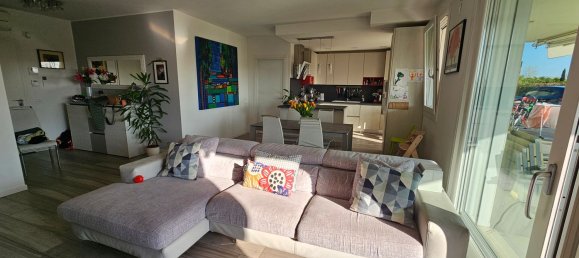 Apartamento de 4 habitaciónes en Albignasego, Italy No. 14214 6