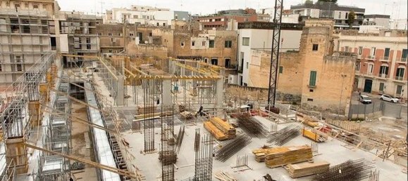 Escritório em Lecce, Italy 291 m² N.º 96781 43