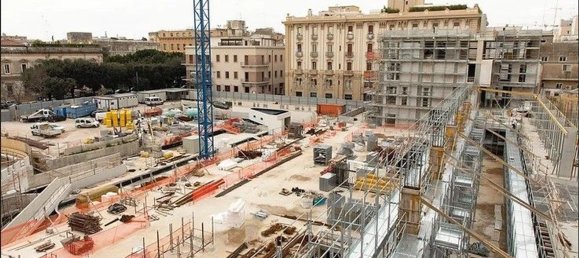 Escritório em Lecce, Italy 291 m² N.º 96781 41