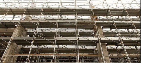 Escritório em Lecce, Italy 291 m² N.º 96781 47