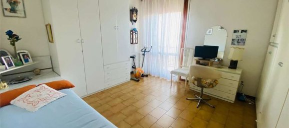 3-Zimmer Wohnung in Bologna, Italy, Nr. 215365 15