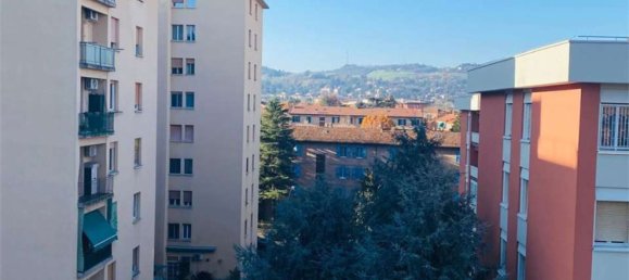 3-Zimmer Wohnung in Bologna, Italy, Nr. 215365 8