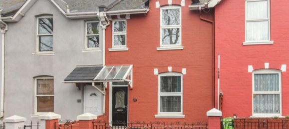 4 bedrooms House in Torquay, United Kingdom No. 2413 2