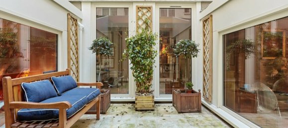 2 bedrooms Apartment in Paris, France No. 177411 4