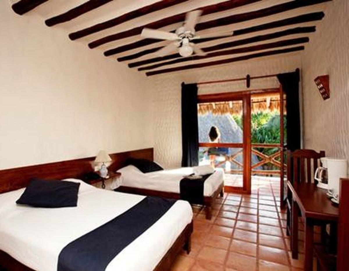 4202m² Building in Quintana Roo, Mexico No. 200425