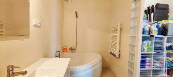 2 chambres Appartement à Schiltigheim, France No. 233643 7