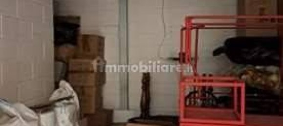 Коммерческая недвижимость с 2 комнатами в Милан, Италия № 341947 14