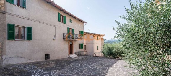 8 rooms House in Perugia, Italy No. 265763 7