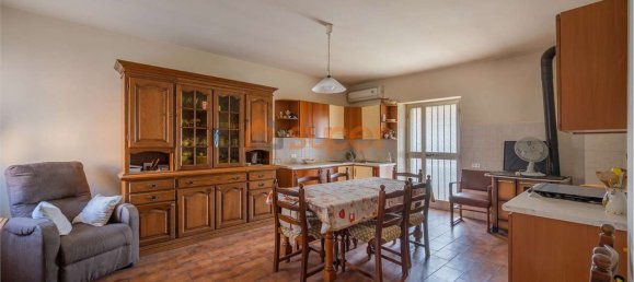 8 rooms House in Perugia, Italy No. 265763 13
