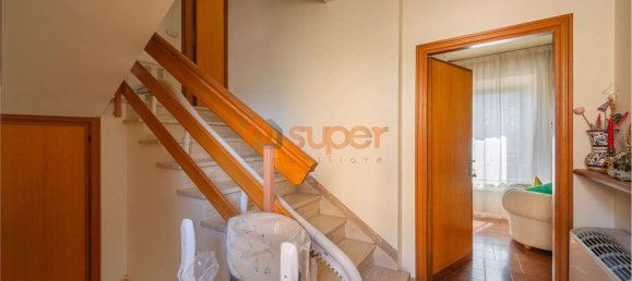 8 rooms House in Perugia, Italy No. 265763 10