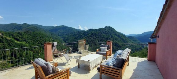 8 rooms House in Bagni di Lucca, Italy No. 196386 3