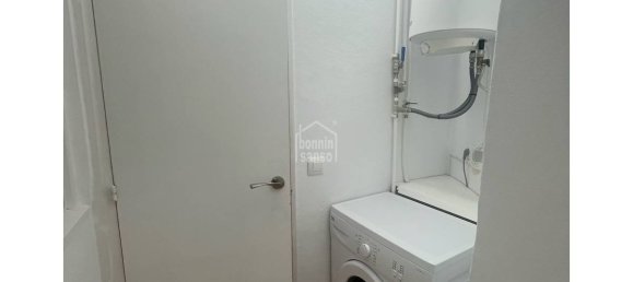 Apartamento de 2 dormitorios en Mahon, Spain No. 5052 8