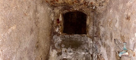 196m² Commercial property in Massa Marittima, Italy No. 315378 9