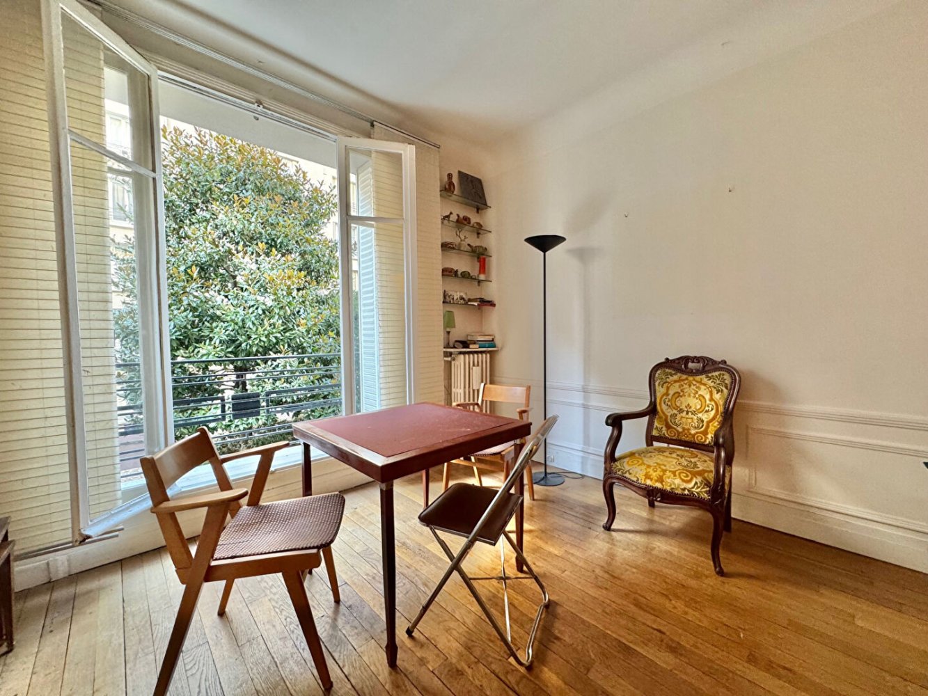2 rooms Apartment in Paris, France No. 134338