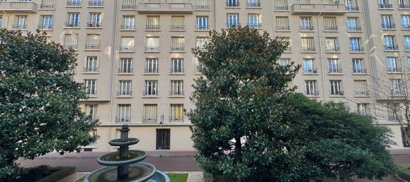 2 rooms Apartment in Paris, France No. 134338 3