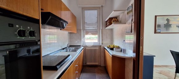 6 rooms Villa in Inveruno, Italy No. 139701 9