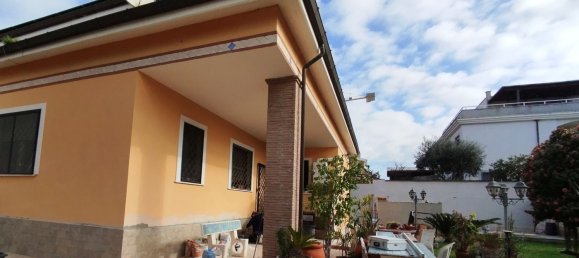 Villa de 6 habitaciónes en Pomezia, Italy No. 228145 12