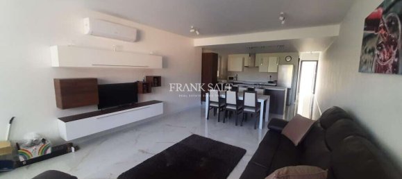 2 bedrooms Maisonette in Victoria, Malta No. 5883 4