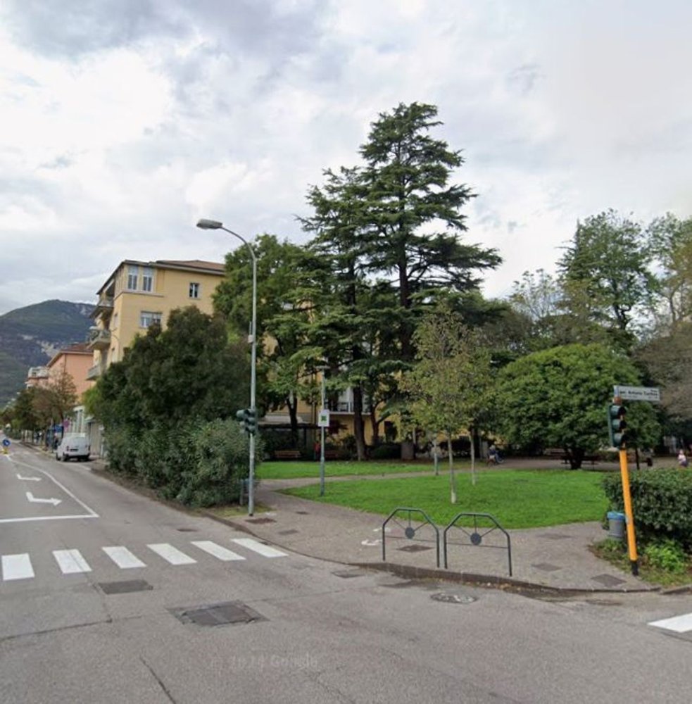 110m² Garage in Trento, Italy No. 338976