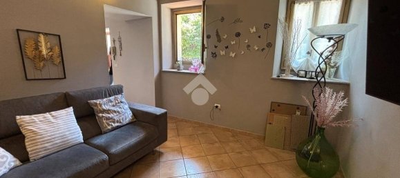 Casa T2 em Varallo Pombia, Italy N.º 300395 19