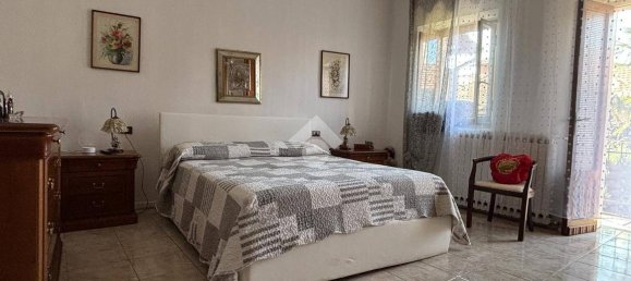 Casa T2 em Varallo Pombia, Italy N.º 300395 24