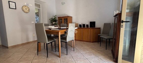 Casa T2 em Varallo Pombia, Italy N.º 300395 14