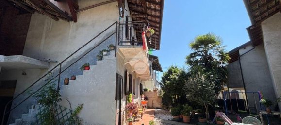 Casa T2 em Varallo Pombia, Italy N.º 300395 9