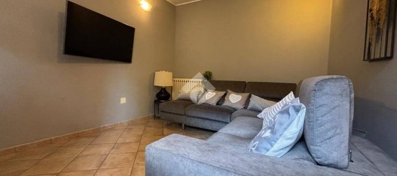 Casa T2 em Varallo Pombia, Italy N.º 300395 17