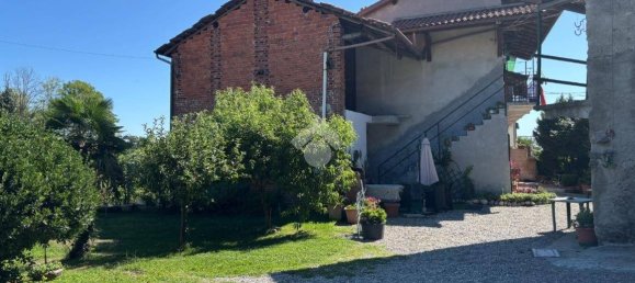 Casa T2 em Varallo Pombia, Italy N.º 300395 7