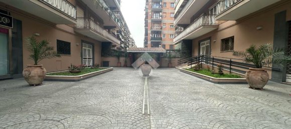 4 غرف نوم شقة في Rome, Italy رقم 353022 23