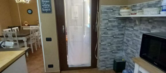 4 Schlafzimmer Wohnung in Cisterna di Latina, Italy, Nr. 159565 9