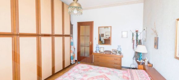 3 bedrooms Apartment in Milan, Italy No. 260788 10