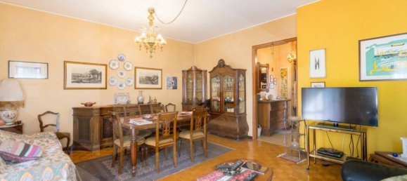 3 bedrooms Apartment in Milan, Italy No. 260788 2