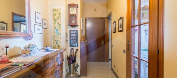 3 bedrooms Apartment in Milan, Italy No. 260788 9