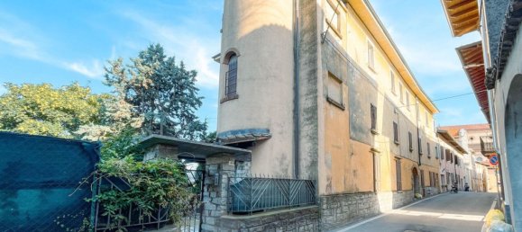 3 Schlafzimmer Wohnung in Oleggio, Italy, Nr. 377470 3