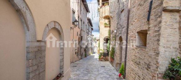 2 bedrooms House in Nocera Umbra, Italy No. 128383 17